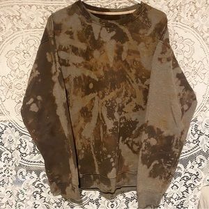 Unisex bleached tie dye crew neck Sz L